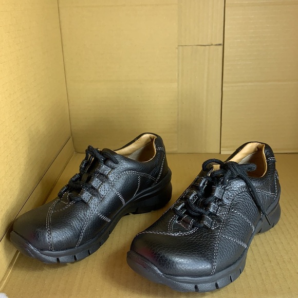 Woman’s Black Leather Pillow Top Nurse Mates Sz 6 - Picture 3 of 7